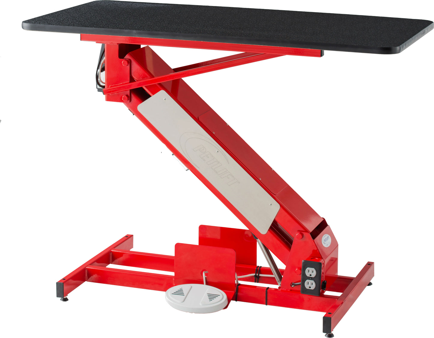 The MasterLift Low Rider Electric Grooming Table